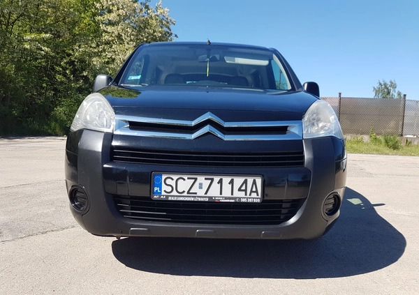 Citroen Berlingo cena 23900 przebieg: 231240, rok produkcji 2011 z Bychawa małe 211